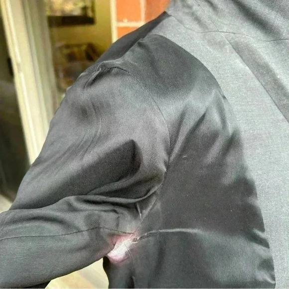 S/M  Gray ESCADA 75% Virgin Wool Business Casual Adademia Fitted Blazer - Picture 14 of 17